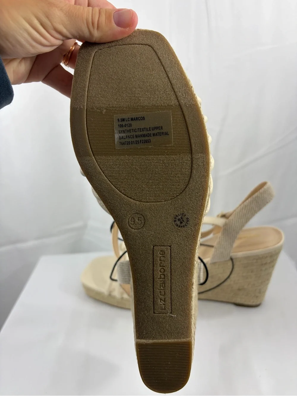 NWT Liz Claiborne Women's Size 9.5 Cream Espadrille Wedge Sandals